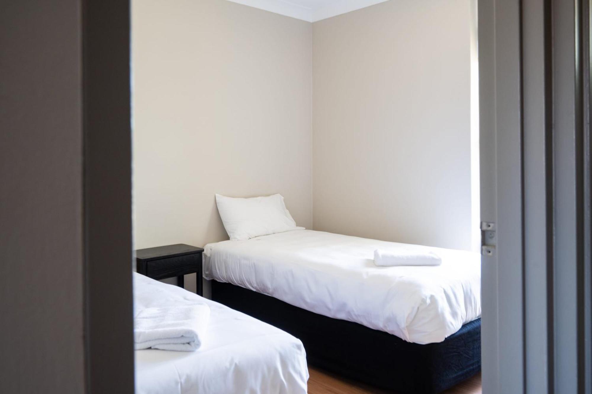 El Toro Motel Warwick Farm Exteriör bild