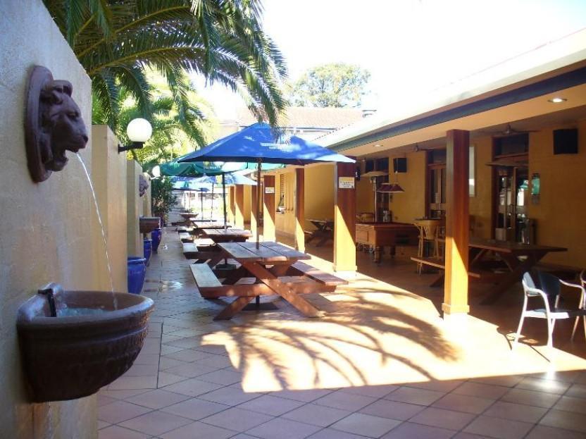 El Toro Motel Warwick Farm Exteriör bild